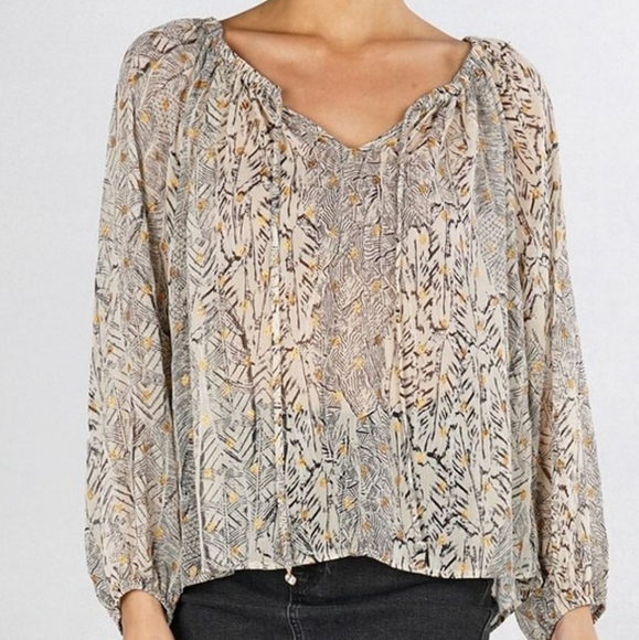 lovestitch Tops - Lovestitch Blouse